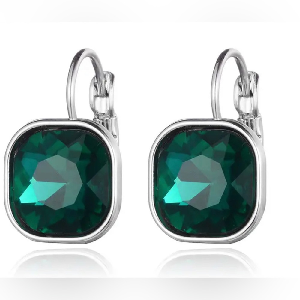 Gorgeous Fashion Crystal Earrings